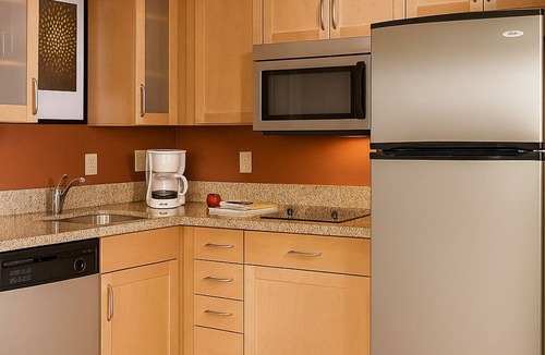 Appleton Hotel | MainStay Suites Appleton Airport - Fox River Mall Area