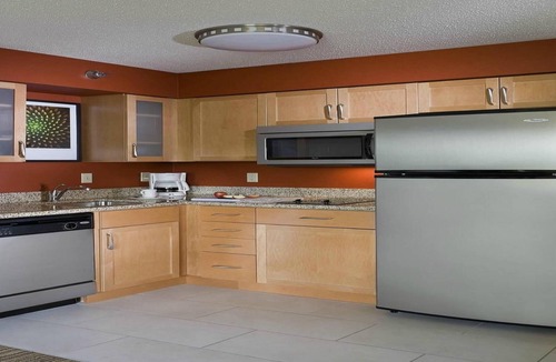 Appleton Hotel | MainStay Suites Appleton Airport - Fox River Mall Area