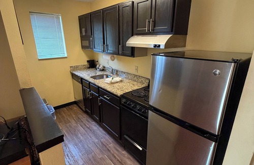 Bloomington Hotel | MainStay Suites Bloomington near University