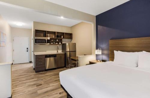 Bourbonnais Hotel | MainStay Suites Bourbonnais - Kankakee
