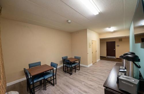 Hillside Hotel | MainStay Suites Chicago Hillside