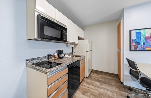Blue Ash Hotel | MainStay Suites Cincinnati Blue Ash