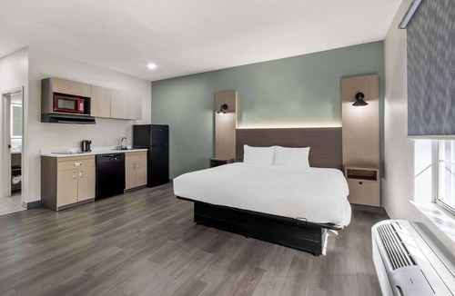 Harbison Hotel | MainStay Suites Columbia Harbison