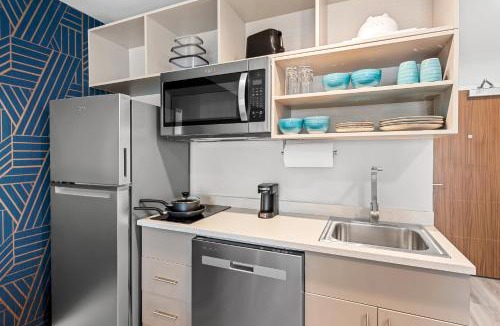 Columbus Hotel | MainStay Suites Columbus North - Worthington