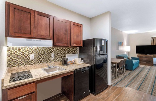 Dupont Hotel | MainStay Suites Denver International Airport