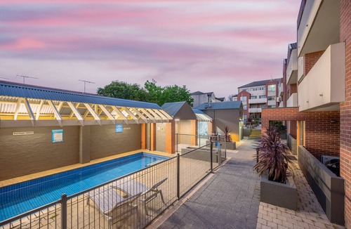 Kew Apartment | MainStay Suites Kew