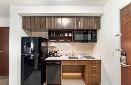 Lancaster Hotel | MainStay Suites Lancaster Dallas South