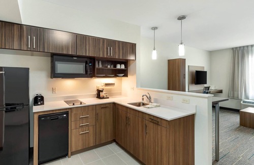 Lancaster Hotel | MainStay Suites Lancaster Dallas South