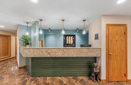 Springfield Hotel | MainStay Suites Springfield South - Battlefield Rd