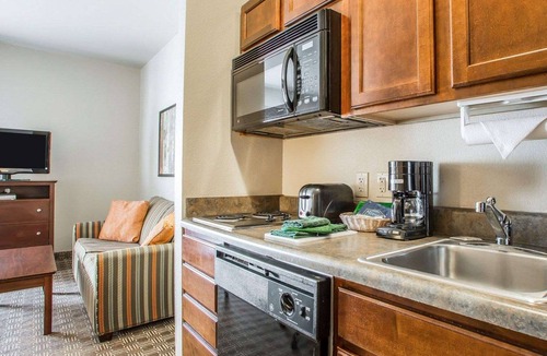 St. Robert Hotel | MainStay Suites St. Robert - Fort Leonard Wood