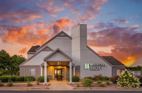 Richmond Heights Hotel | MainStay Suites St Louis - Galleria