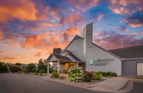 Richmond Heights Hotel | MainStay Suites St Louis - Galleria