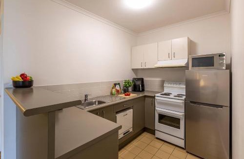 Williamstown Hotel | MainStay Suites Williamstown