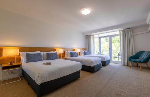 Williamstown Hotel | MainStay Suites Williamstown