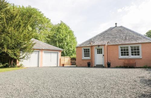 Auchengray House | Maisie's Cottage