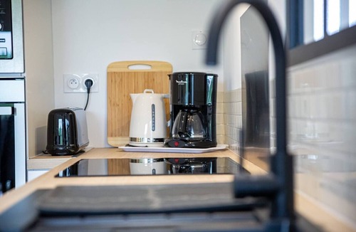 Saint-Gilles-Croix-de-Vie Villa | Maison Familiale, spa et Sauna Privés, Proche Toutes Commodités!