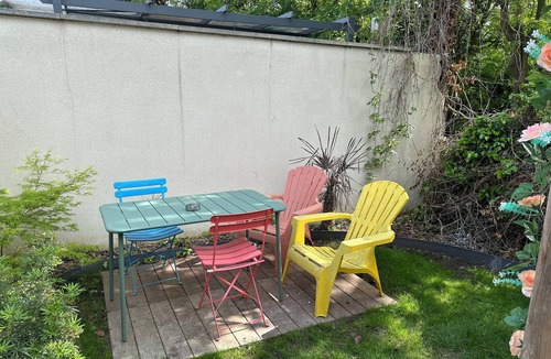 Sainte-Genevieve-des-Bois House | Maison Privée , Netflix ,orly-paris Jaccuzzi et Barbecue