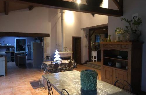 Saint-Amand-sur-Sevre House | Maison à 10 min du puy du fou et parc de Maulévrier