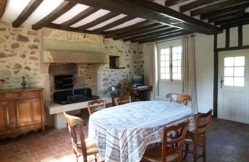 La Fresnaye-sur-Chedouet House | Maison à colombages rénovée en bord de forêt - FR-1-410-190