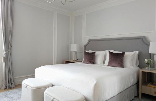 Ay Bed & Breakfast | Maison à Deux Mains