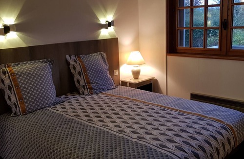 Saint-Jacques-d'Ambur House | Maison à la Campagne