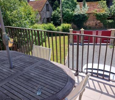 Beyssac House | Maison à la campagne