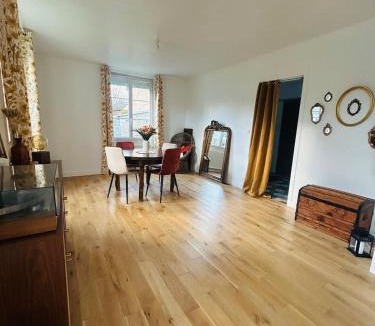 Bougy House | Maison à la Campagne