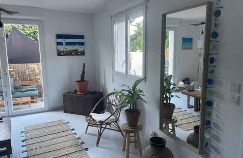 Sainte-Marie-la-Mer House | Maison à la mer