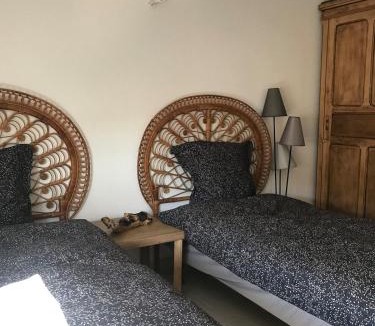 Sainte-Marie-la-Mer House | Maison à la mer