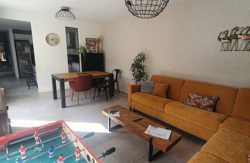 Malakoff House | Maison à Malakoff Avec Cour 6/8 Pers -140m2 à Proche L13
