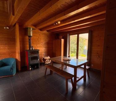 Donzy Villa | Maison écoresponsable classée 3 étoiles avec son jardin clos