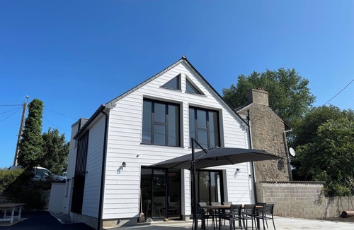 Pleurtuit House | Maison 10 min St Briac, Dinard, St Lunaire, 15 de St Malo