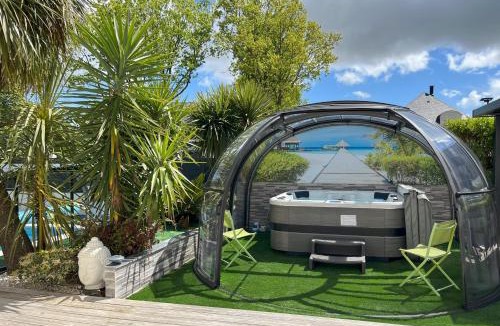 Surzur House | Maison 10 pers avec piscine chauffée et spa