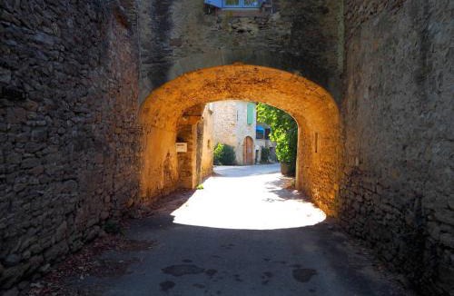 Laudun House | Maison 1643