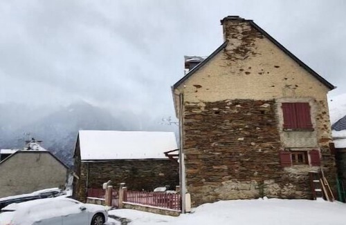 Gouaux-de-Luchon House | Maison 2 à 10 Pers. Dans Charmant Village de Montagne