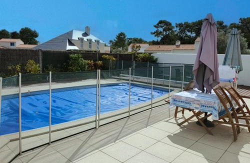 Saint-Jean-de-Monts House | Maison 2 Chambres avec Piscine Privée à Saint Jean de Monts - FR-1-323-439