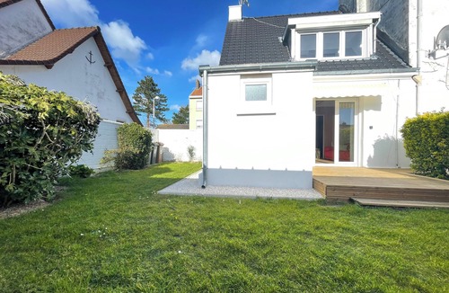 Bleriot-Plage House | Maison 2 Chambres, Jardin Proche Plage & Centre Ville