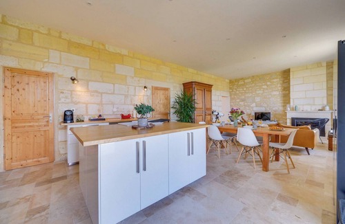 Montagne House | Maison 2 chambres, proche saint Emilion