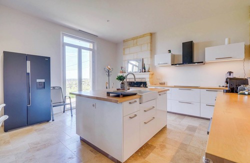 Montagne House | Maison 2 chambres, proche saint Emilion