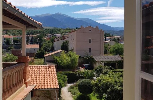 Prades Bed & Breakfast | Maison 225