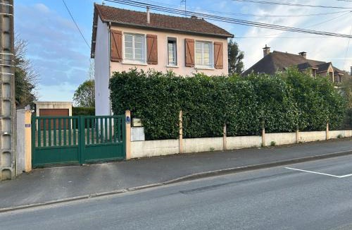 La Suze-sur-Sarthe House | Maison 3 chambres