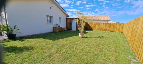 Parentis-en-Born Villa | Maison 3 chambres