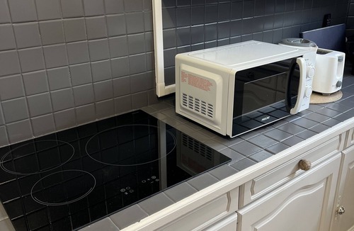Chateauroux House | Maison 3 Chambres - 6 Personnes - 1 sdb - 2 wc - Espace Télétravail