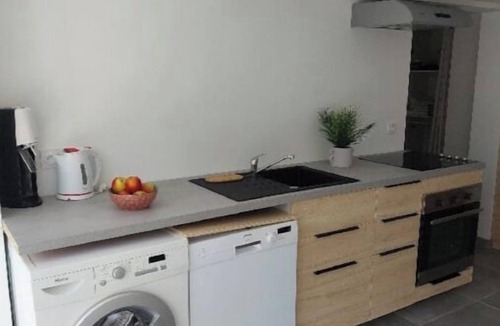 Vedene House | Maison 3 Chambres et Jardin à Deux pas D'avignon