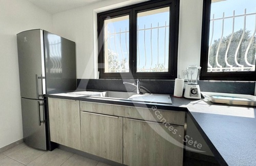 Sete Villa | MAISON 3 CHAMBRES MONT SAINT CLAIR