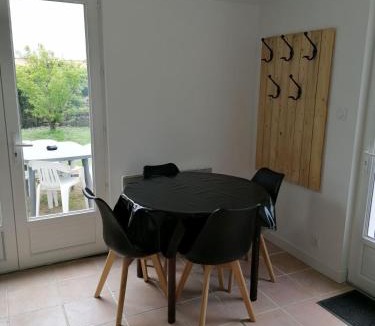Bourgenay House | Maison 3 personnes dans village atypique