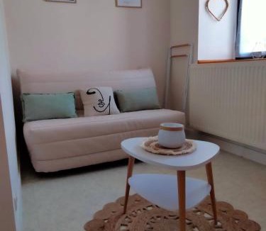 Nueil-les-Aubiers House | Maison 4 5 pers Cholet PuyduFou Maulevrier