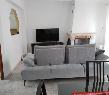 Le Chateau Villa | Maison 4 chambres, climatisée, terrasse, garage cadre paisible 8EGLI10
