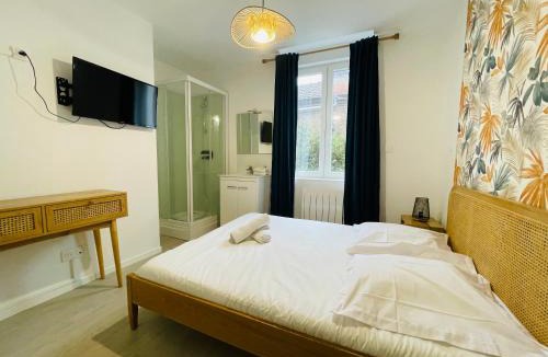 Croix Apartment | Maison 4 chambres Croix