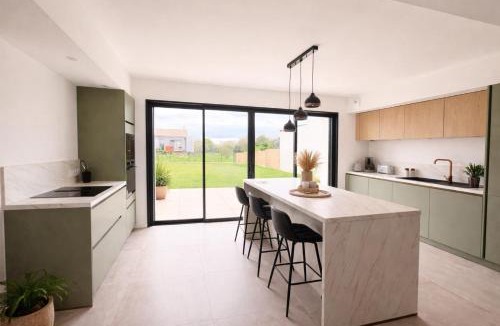 Saint-Lumine-de-Clisson Villa | Maison 4 chambres au cœur du vignoble Nantais